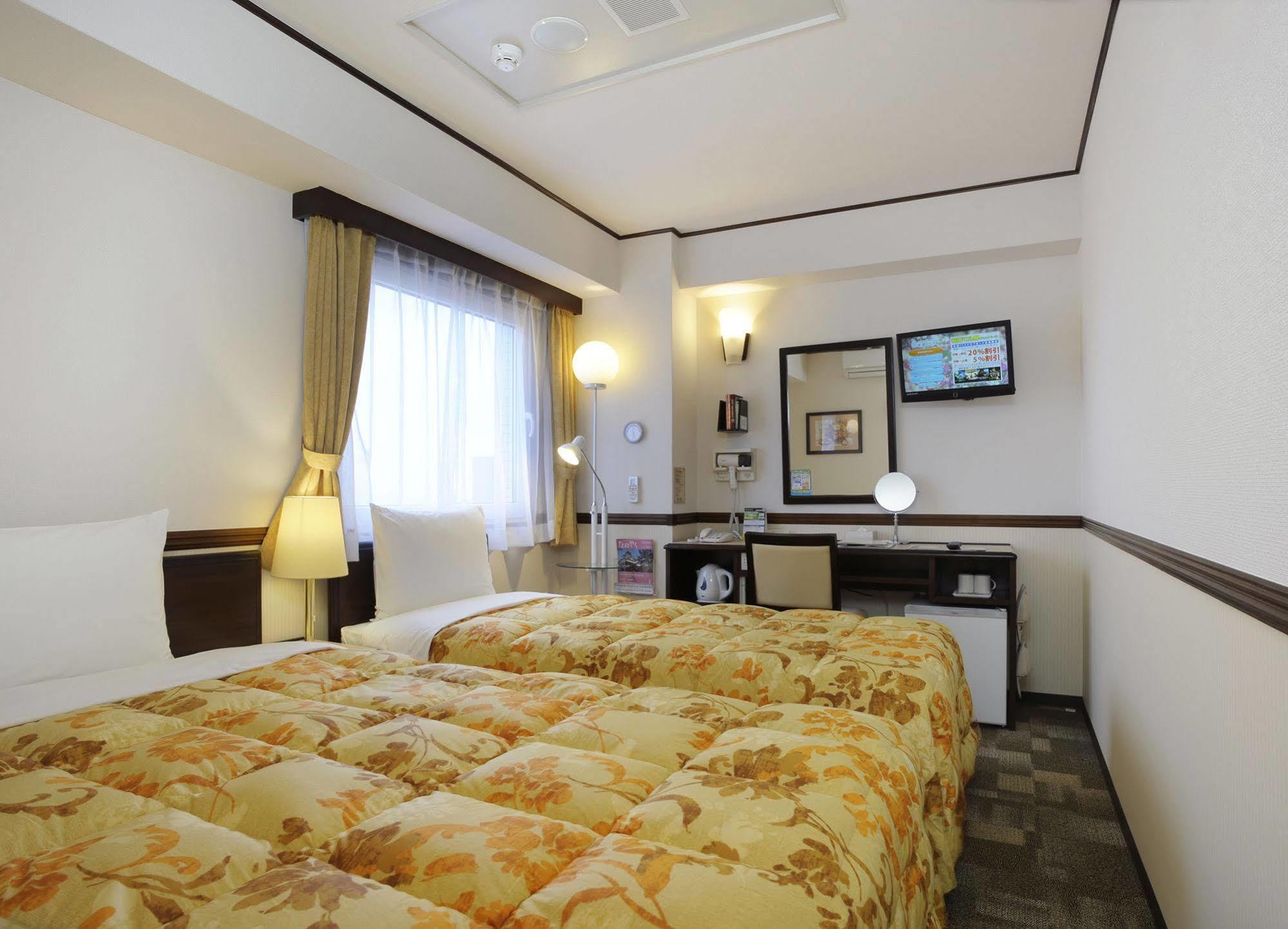 Toyoko Inn Shonan Hiratsuka Eki Kita Guchi No 2 Zewnętrze zdjęcie