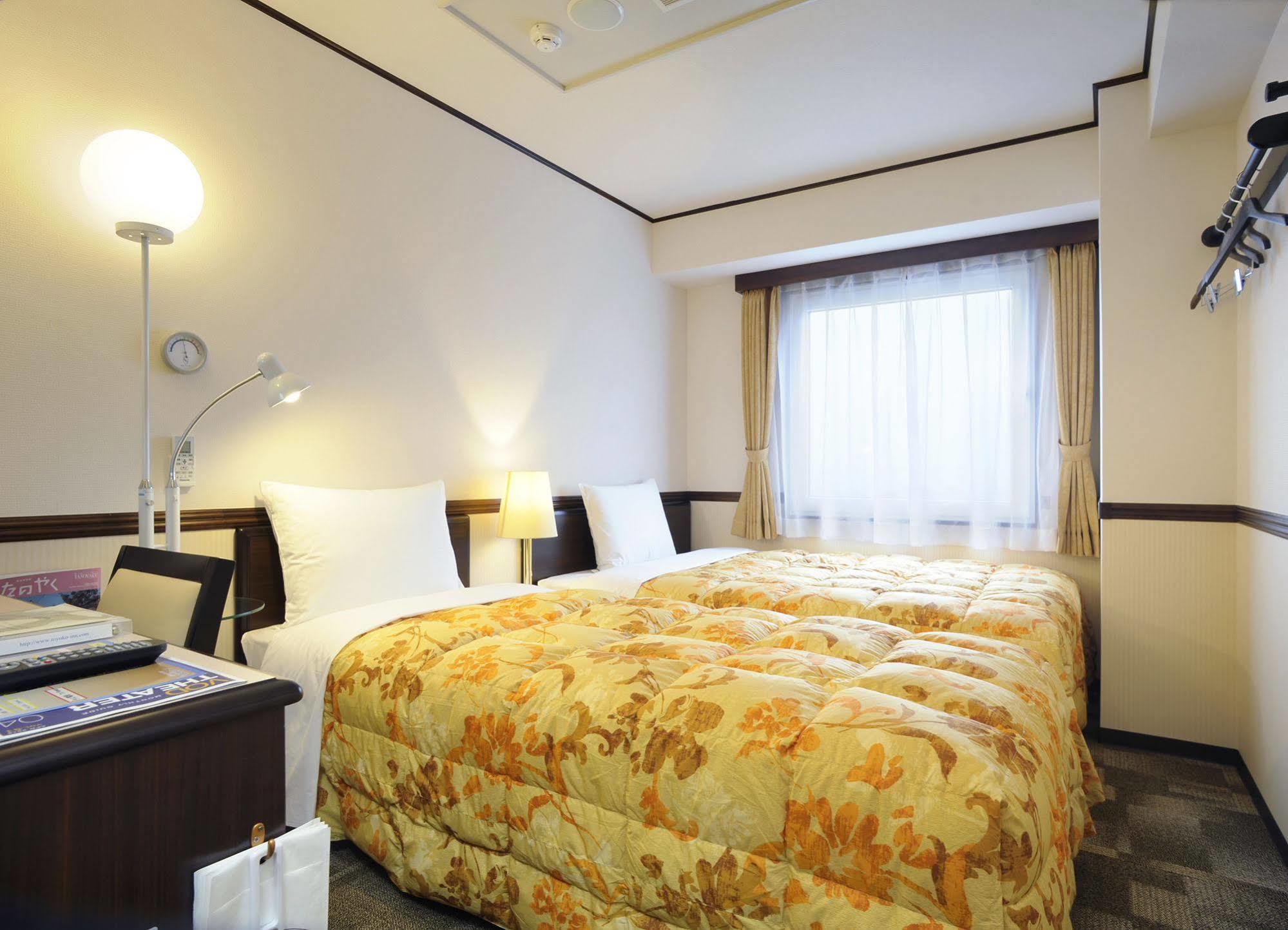 Toyoko Inn Shonan Hiratsuka Eki Kita Guchi No 2 Zewnętrze zdjęcie