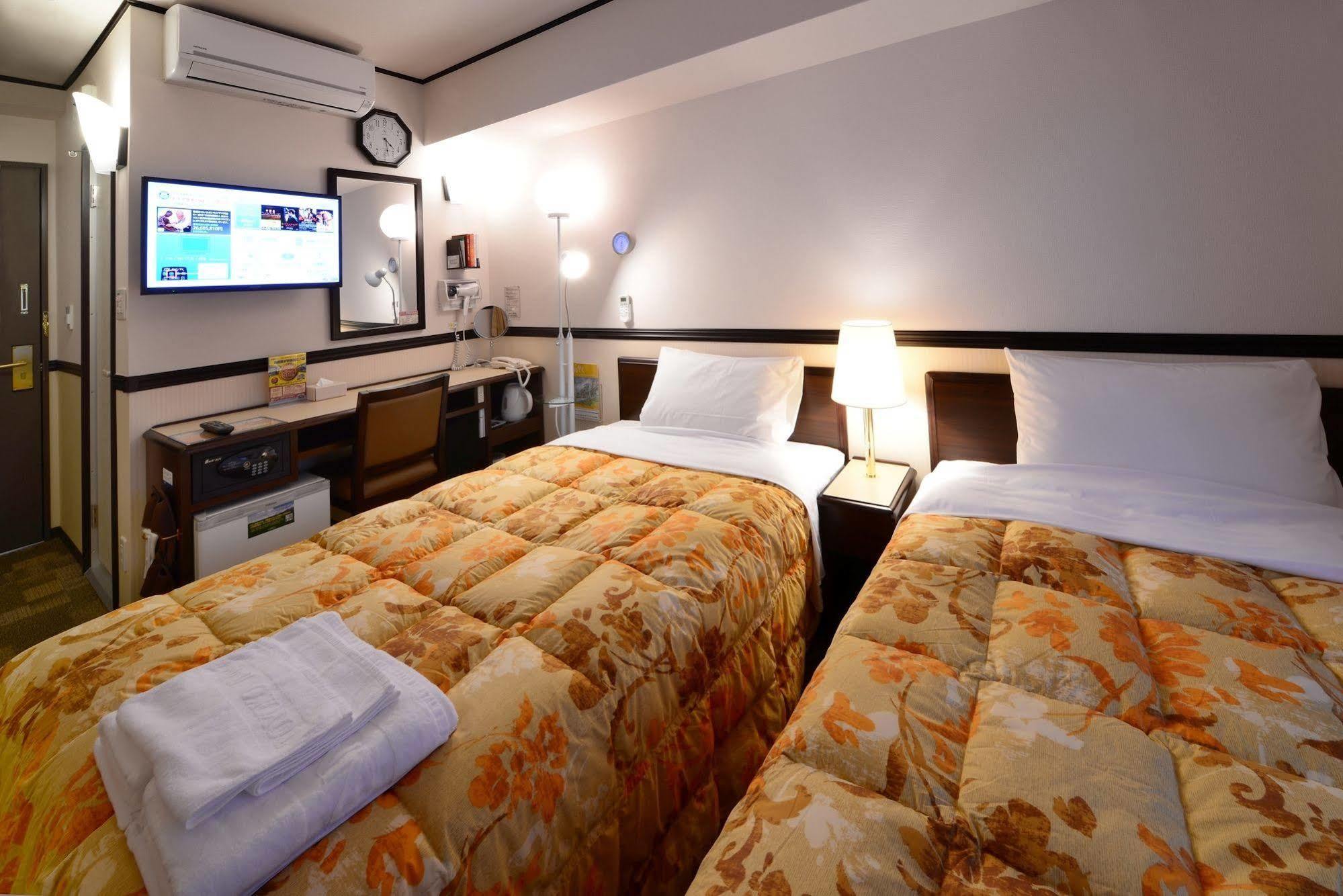 Toyoko Inn Shonan Hiratsuka Eki Kita Guchi No 2 Zewnętrze zdjęcie